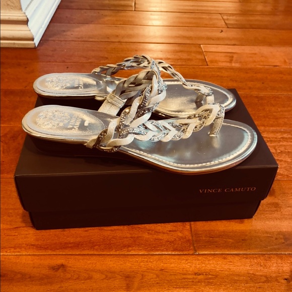 Slippers - Picture 1 of 4